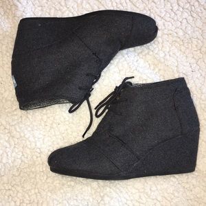 ✨ Toms Booties ✨